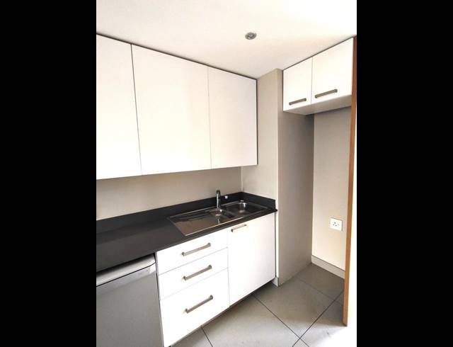 2 BEDROOM PROPERTY TO RENT IN BROOKLYN